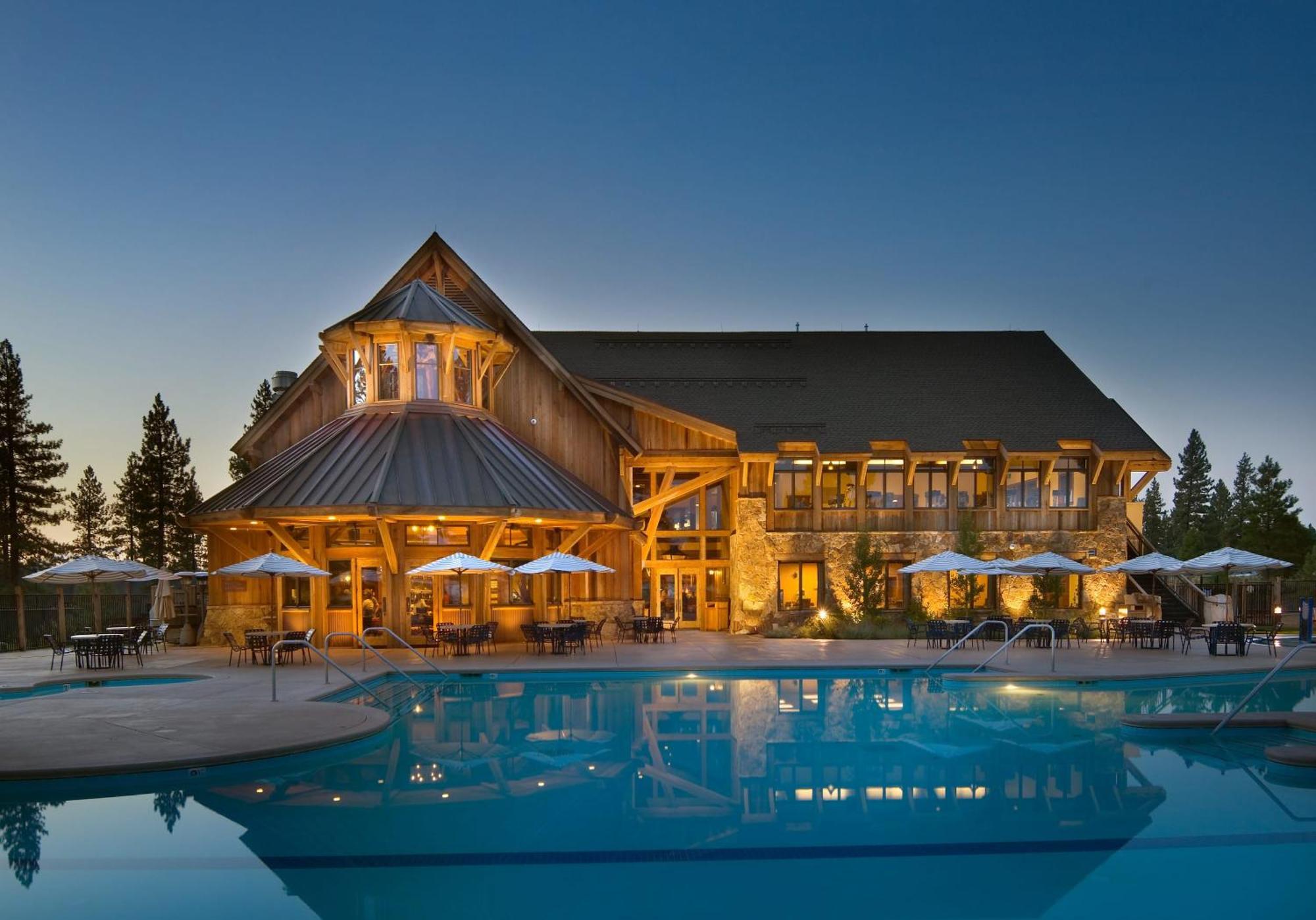 The Cottages - Golf, Pool, Play - 2-Bedroom トラッキー エクステリア 写真